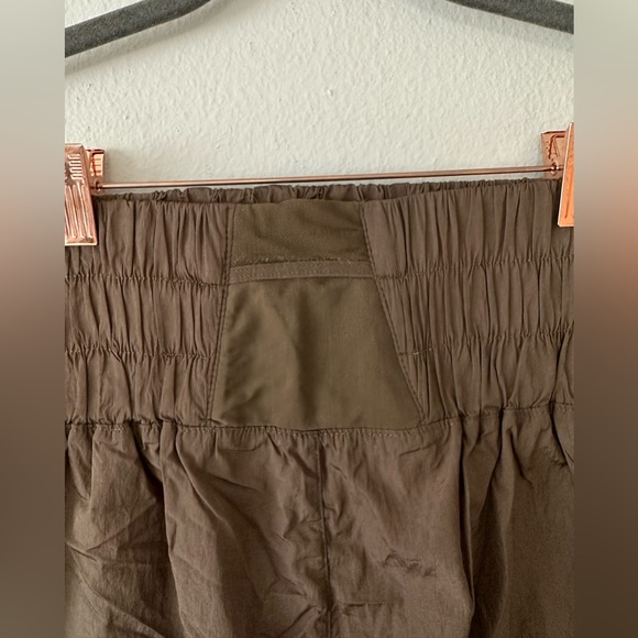 FP Movement The Way Home Embroidery Shorts army green size M - Picture 6 of 8